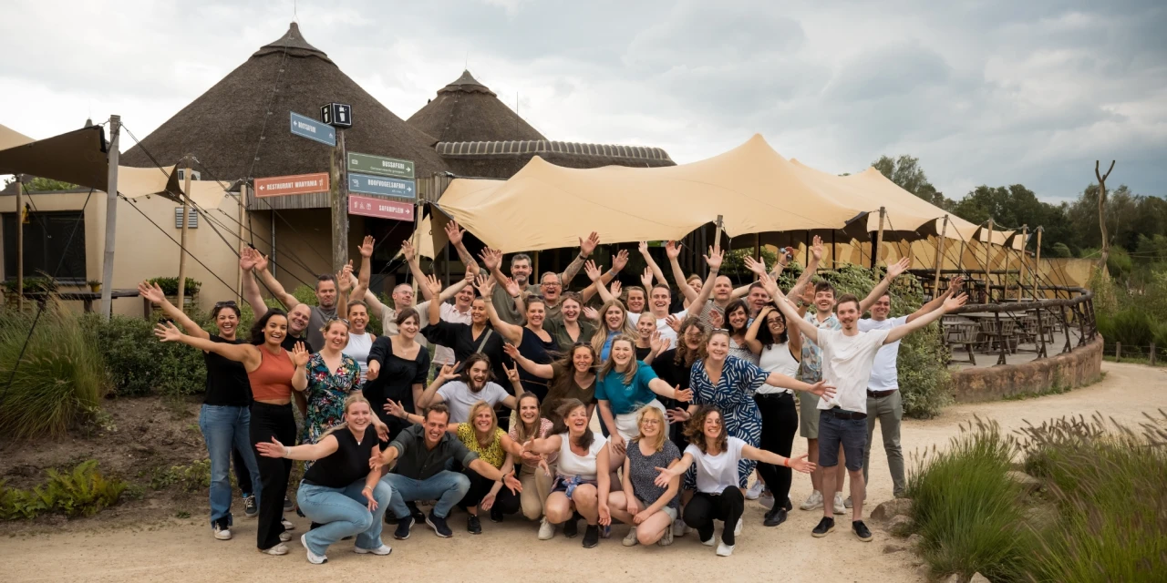 Ons enthousiaste team van Connection SGGZ ontvangt je met open armen.